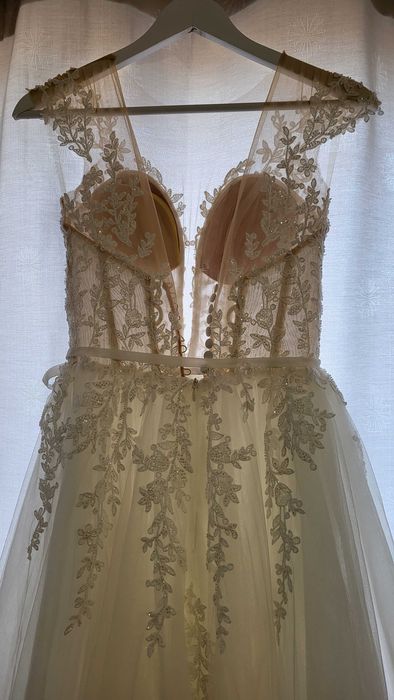 Vand rochie de mireasa