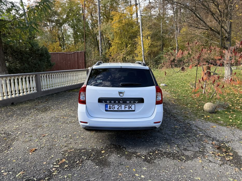 Dacia 2014 - BREAK - tva deductibil - pilot / piele / navi / parktroni