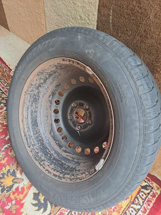 Vand roata 215/60 r16