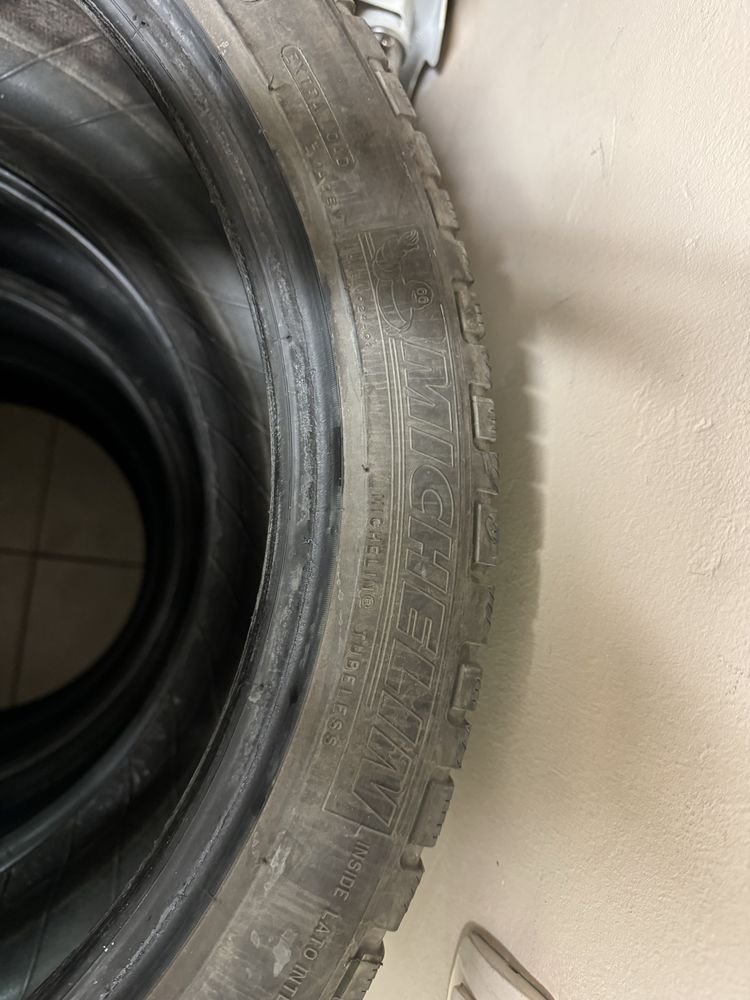 Mishelin Pilot 97V 245/40 R18