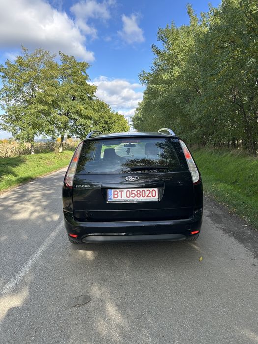 Ford focus 1.6 2010
