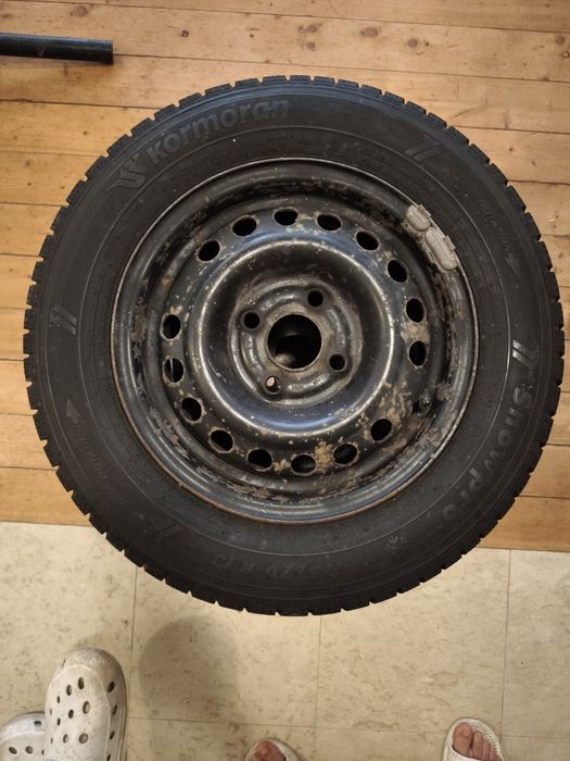 Алуминиеви джанти 15 цола за Мерцедес и Железни джанти 13 цола с гуми