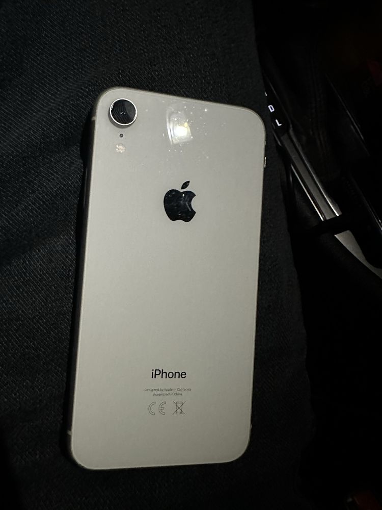 Iphone XR  Айфон XR