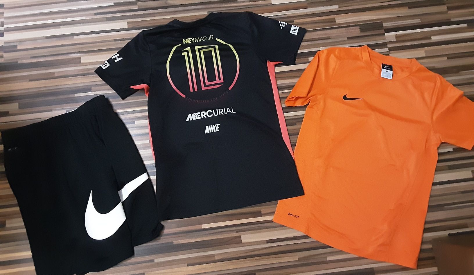 (L 147-158) NIKE Neymar JR 10 оригинална тениска, къс панталон
