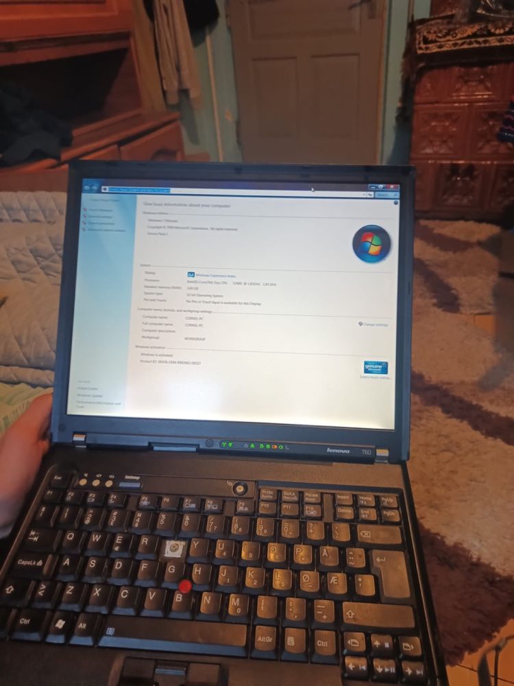 Vând Laptop Lenovo