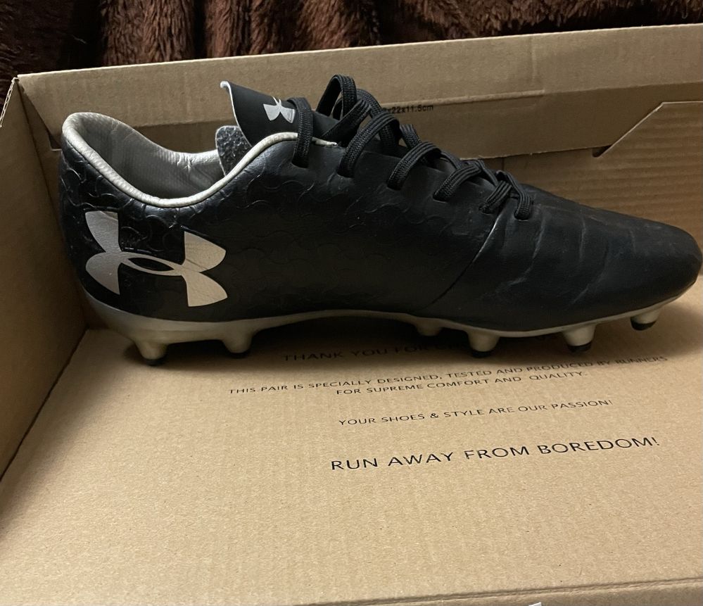 Бутонки на марка Under Armour