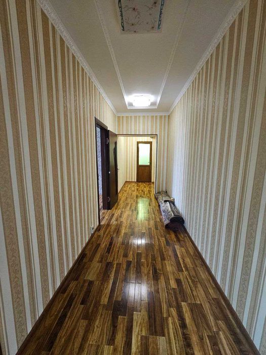 2 хонали, Квартира 6 қаватли бинонинг 2чи қаватида жойлашган