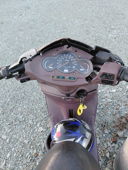 Vând sau schimb scuter aprilia sonic 80cc