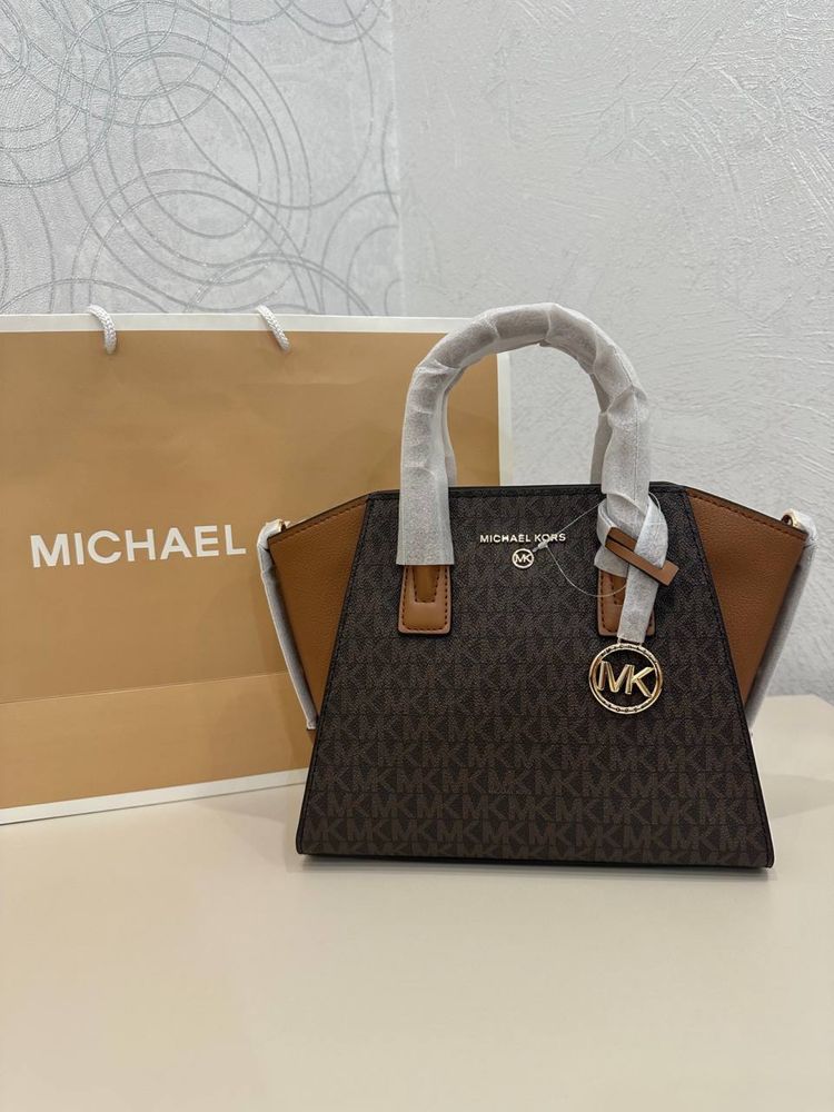 В наличии сумка Michael Kors Avrill