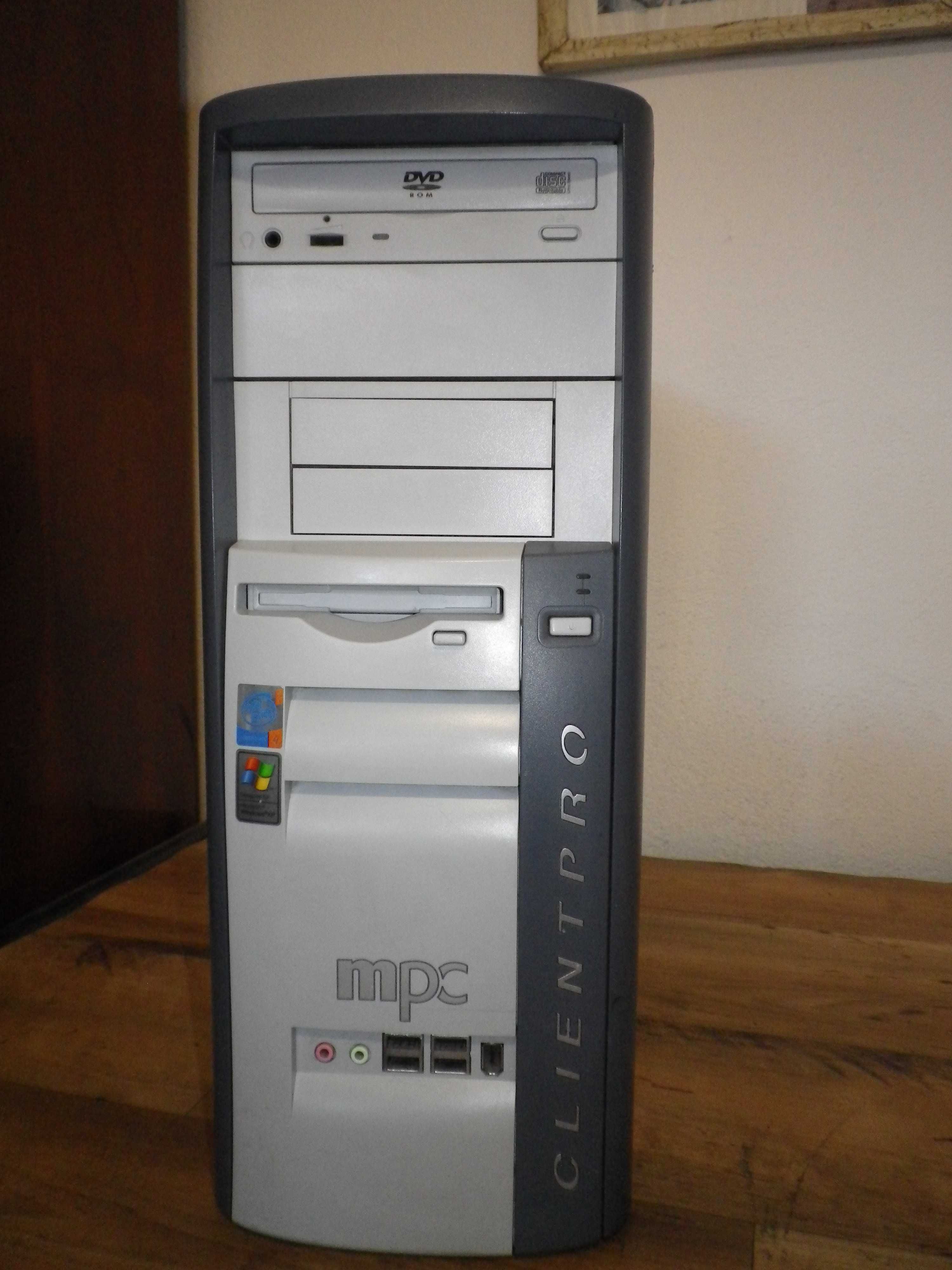 Настолен компютър Asus P4C800