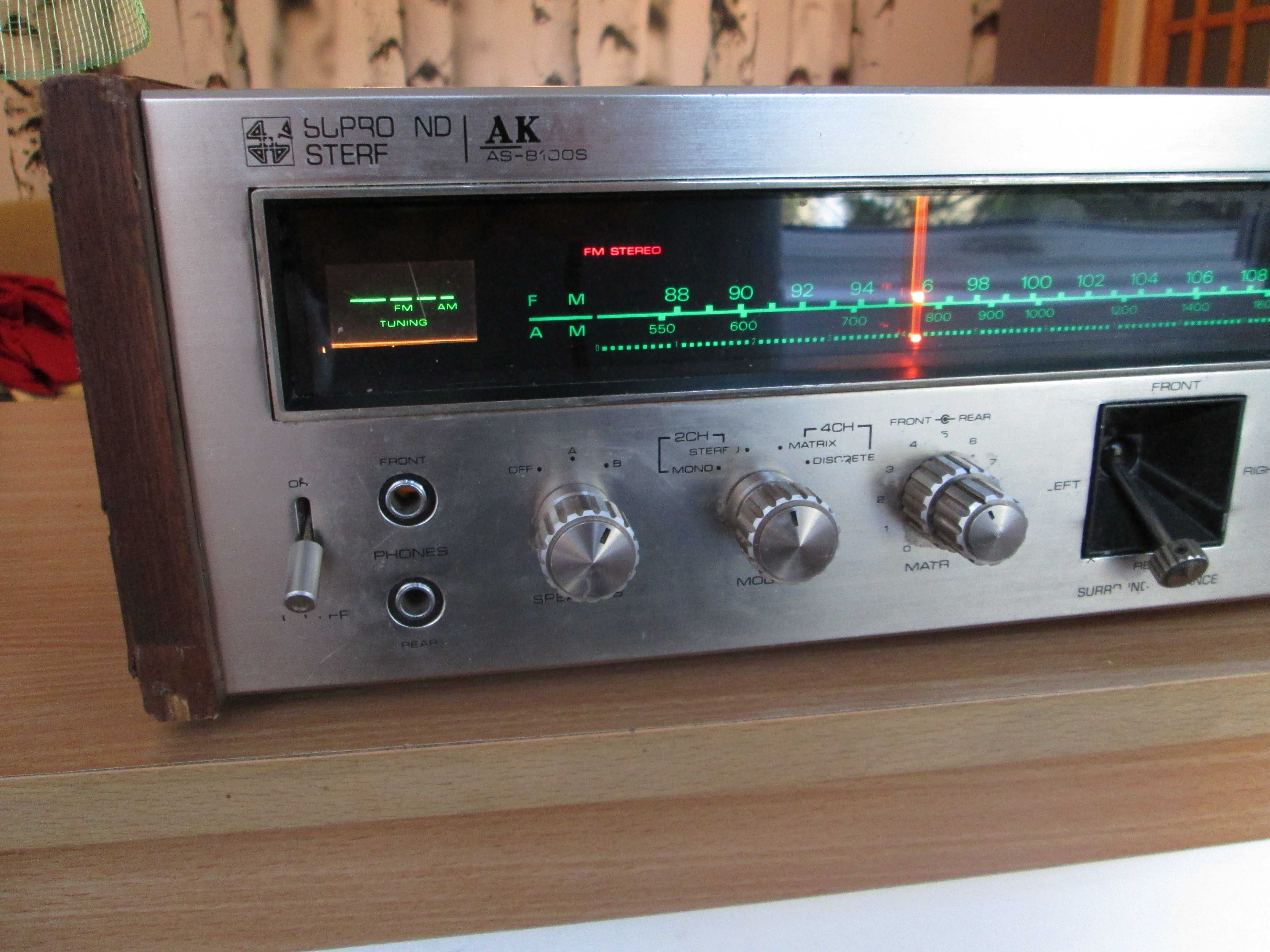 AKAI AS 8100 S amplificator quadro vintage muzica filme colectie