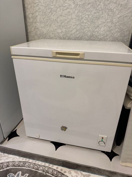 Продам напольный морозильник