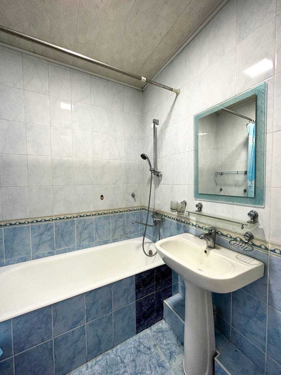 Госпитальный Капитал Банк 4-комн 5/16 100 м² ремонт меб/тех