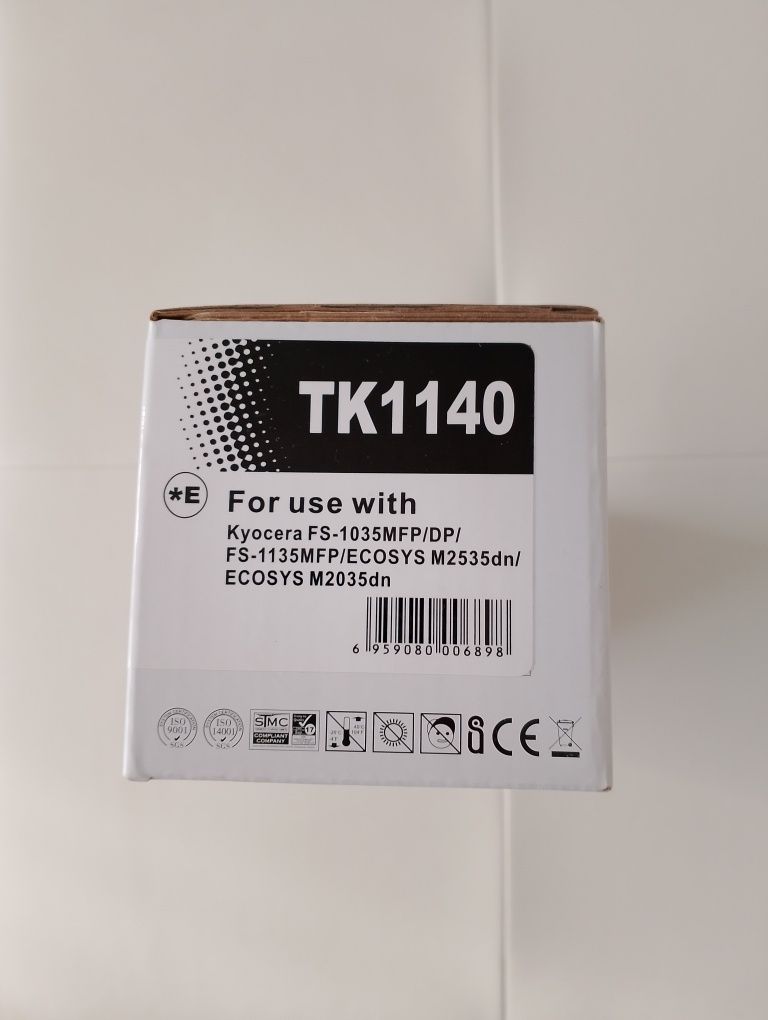 Vând toner Kyocera TK-1140 Negru,nou nouț sigilat ,la cutie.