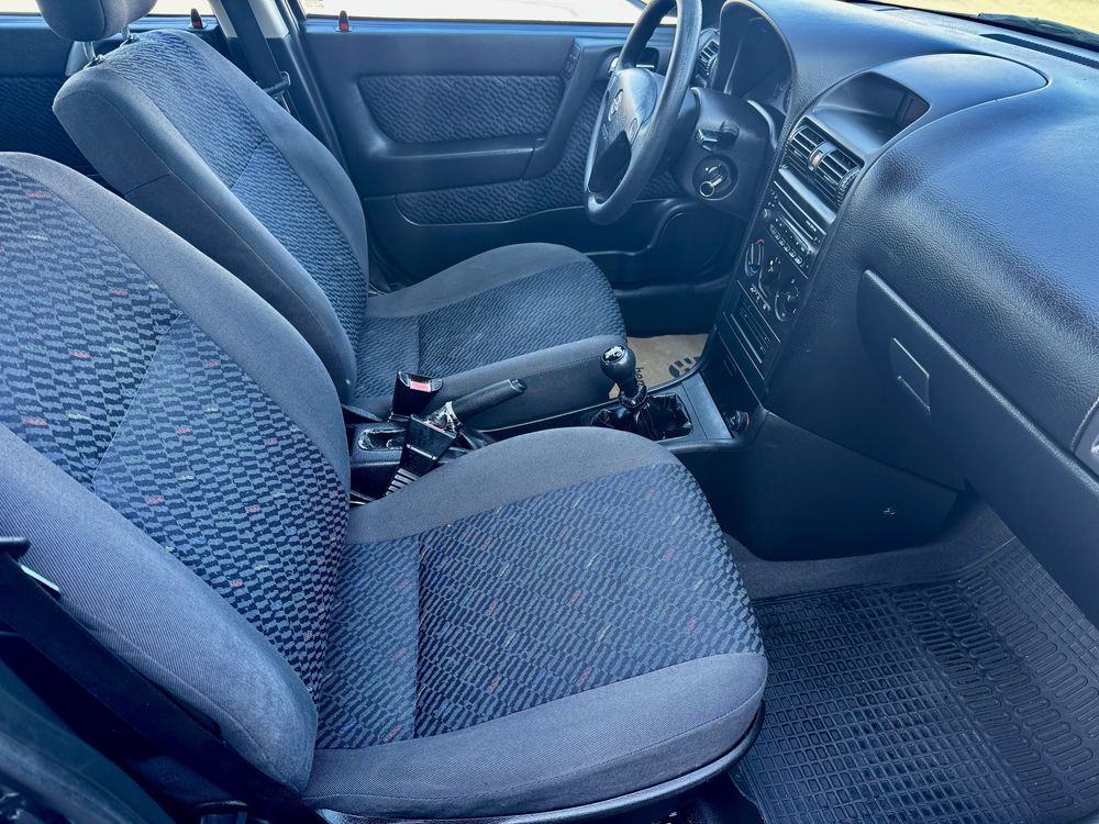 Opel Astra G / 1.6 benzina / An 2002 / Euro 4