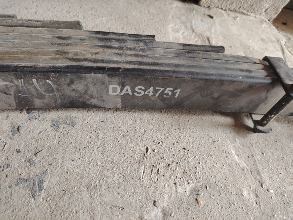 Продам передний рессора на Daewoo Novus, Soosan