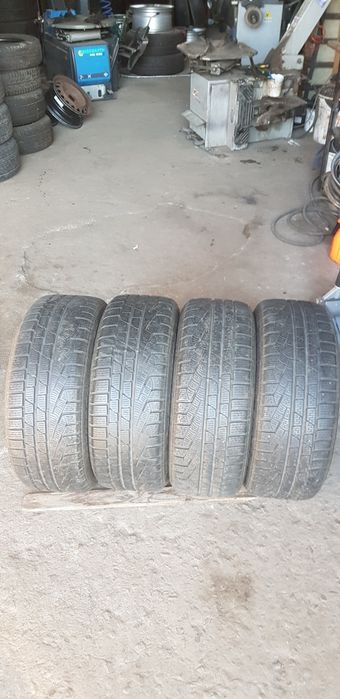 Зимни гуми-16цола-225/55-1бр.-60лв."PIRELLI "