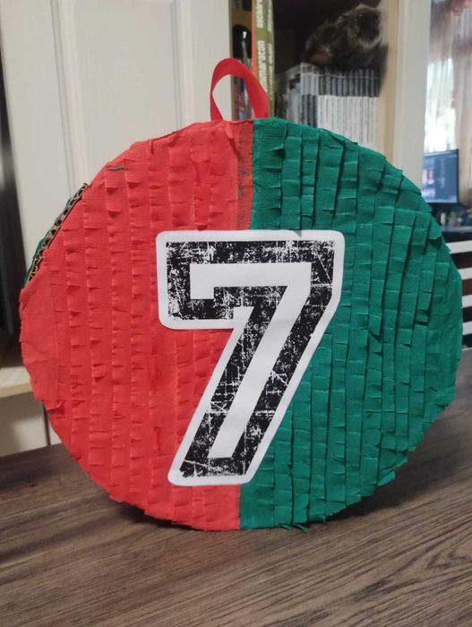 Pinata personalizabila pentru petreceri copii