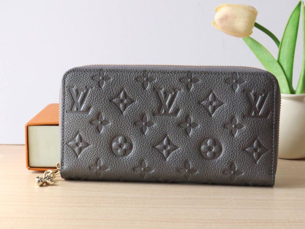 Portofel Louis Vuitton Sarah