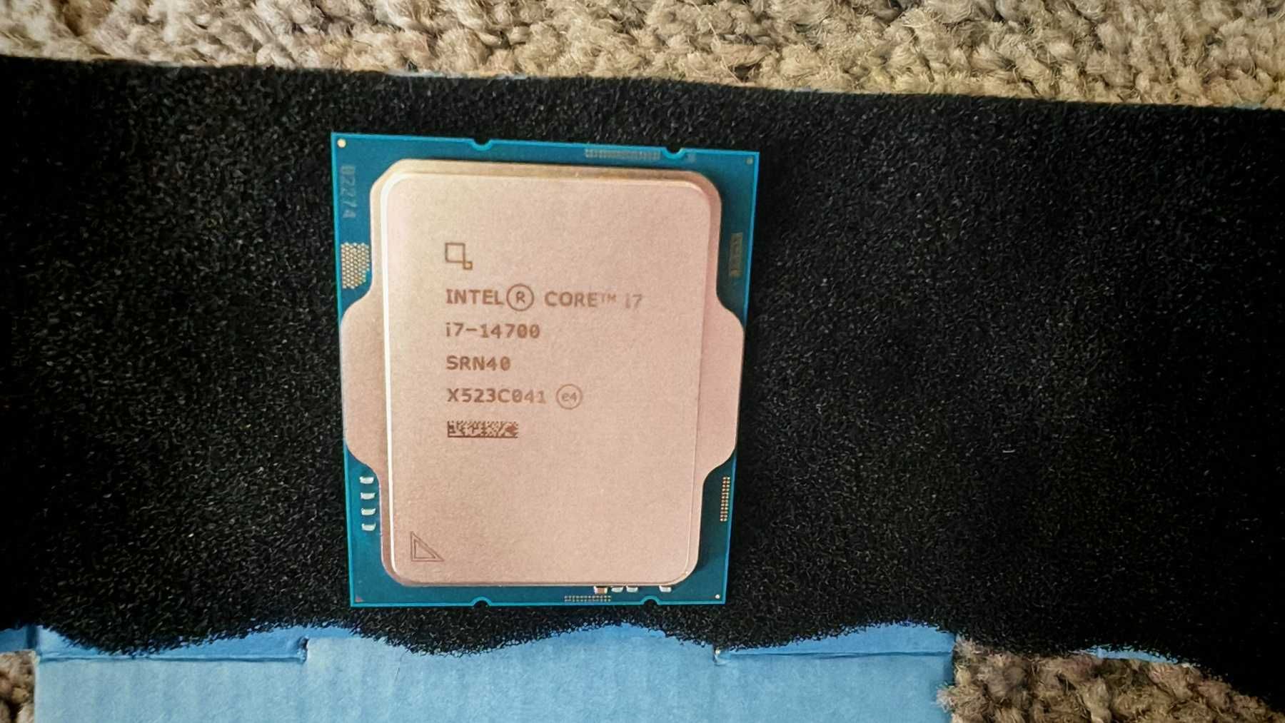 Процесор Intel  i7-14700 20 Cores  (Up to 5.4 GHz) 33MB, 65W, LGA1700