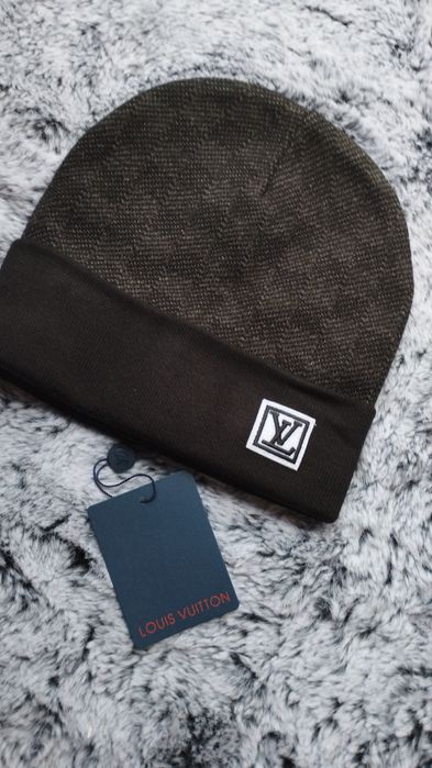 Căciulă Louis Vuitton