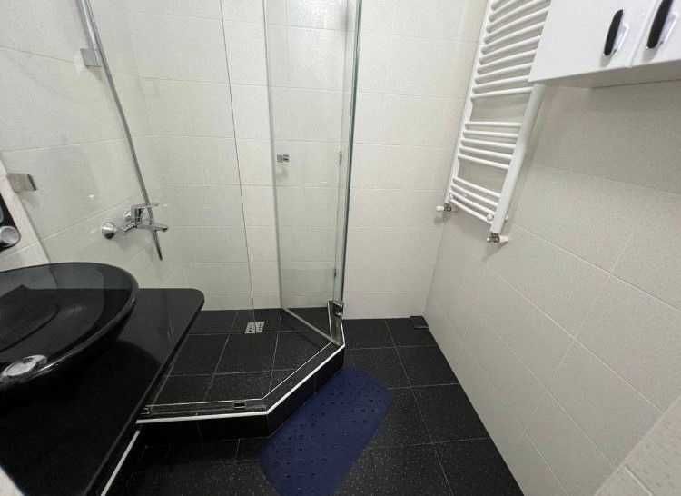 Дава се под наем Двустаен апартамент в София, Лозенец - 54 кв.м за 350 € - Снимка #4