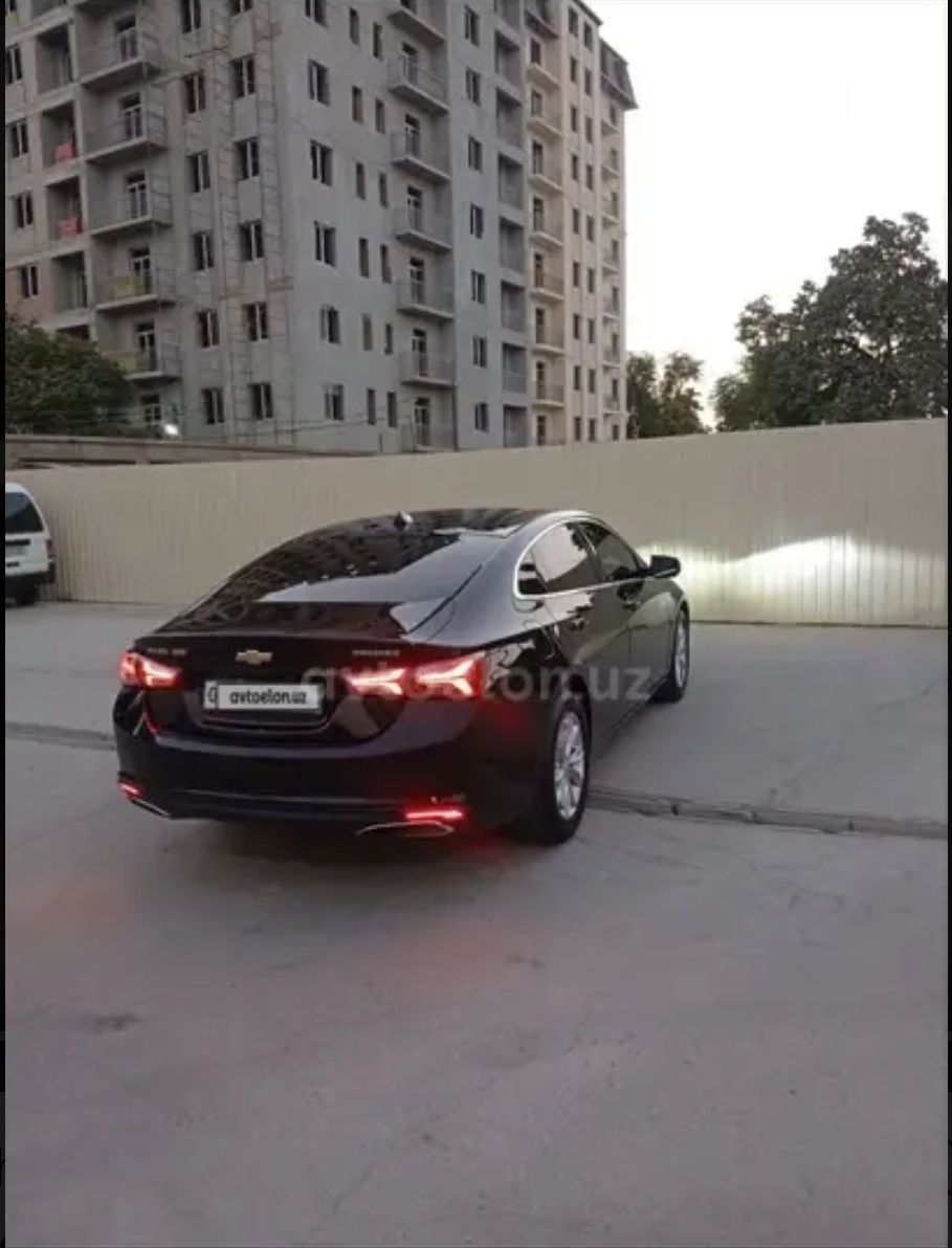 Chevrolet Malibu 2