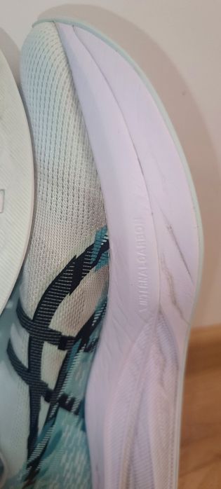 Asics Magic Speed 4 (carbon)