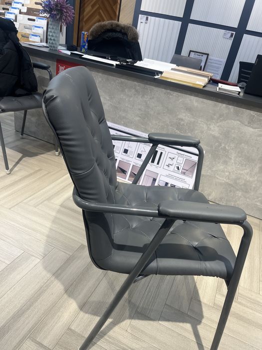 Продам стулья, офисные