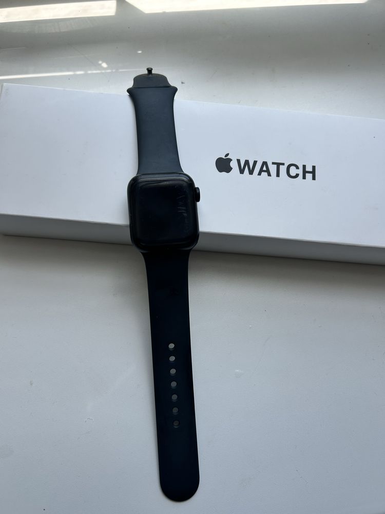 apple watch SE 2 40 ml