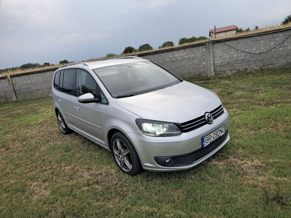 Volkswagen Touran 2011 1.6 dsg