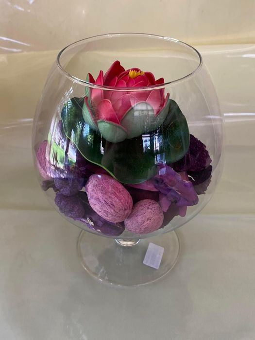 Стъкленици със сапунени цветя и потпури