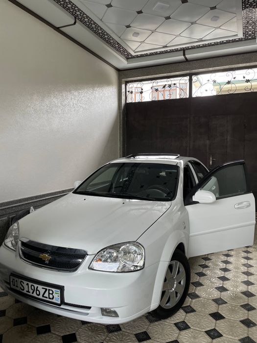 Lacetti 1.6 avtomat sotiladi narxi otberiladigan joyi bor