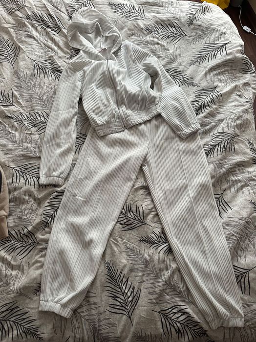 Спортен комплект