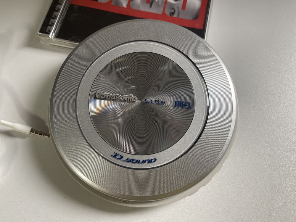 CD Player Portabil PANASONIC SL-CT520 MP3 D.Sound + casti si CD
