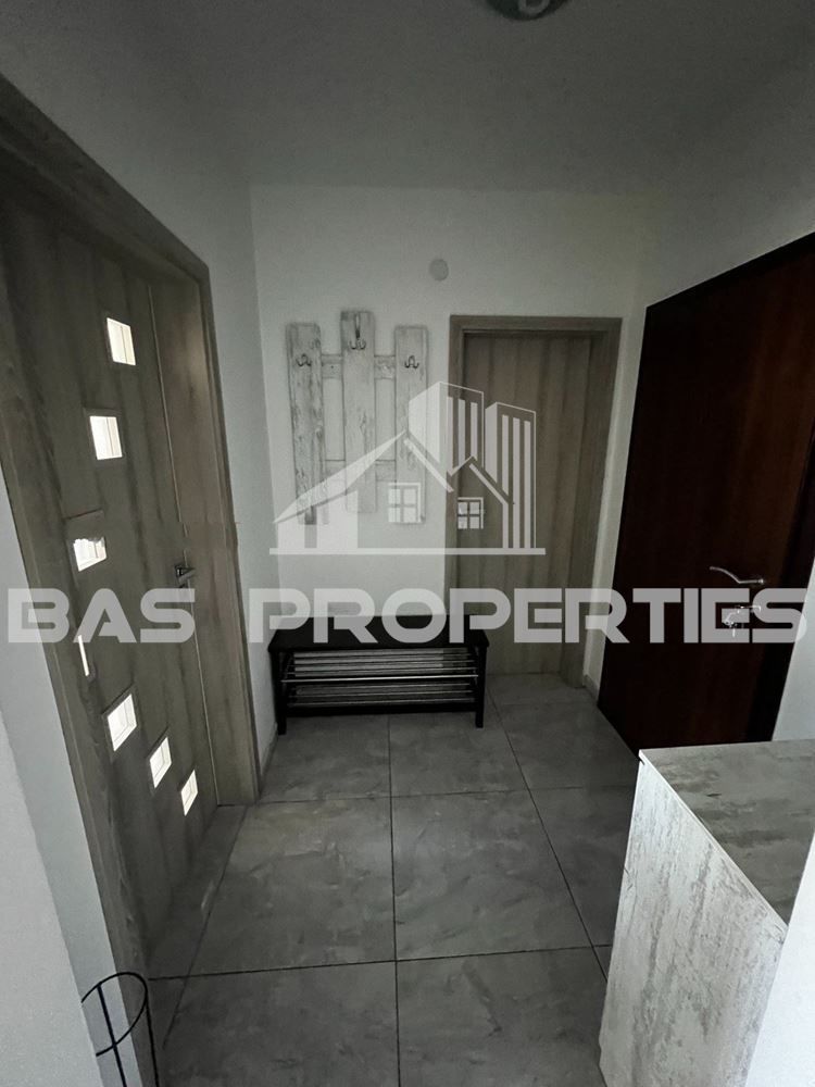 Дава се под наем Тристаен апартамент в София, Люлин 2 - 100 кв.м за 620 € - Снимка #9
