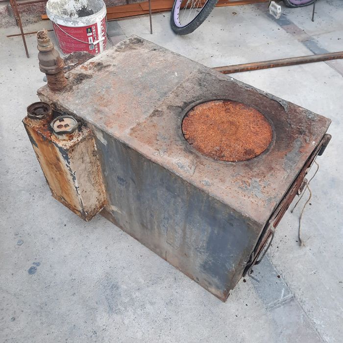 Пешка котел продаю