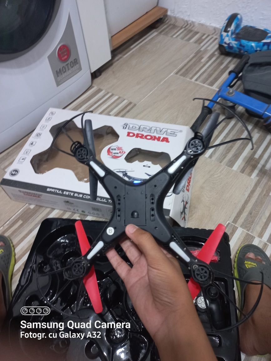 Drona idrive in stare ca nou
