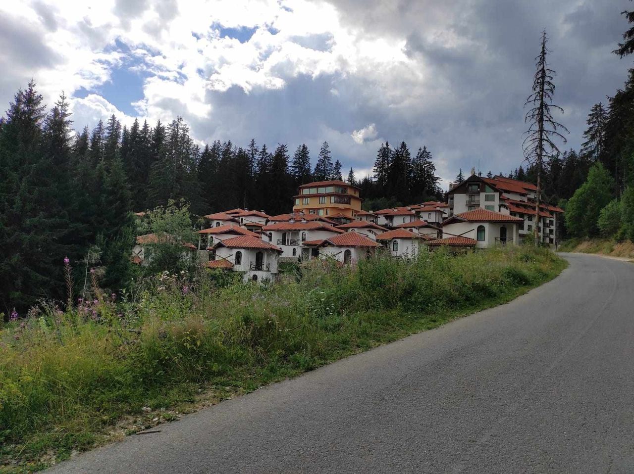 Продава се Двустаен апартамент в к.к. Пампорово - 69 кв.м за 603 €/кв.м - Снимка #6