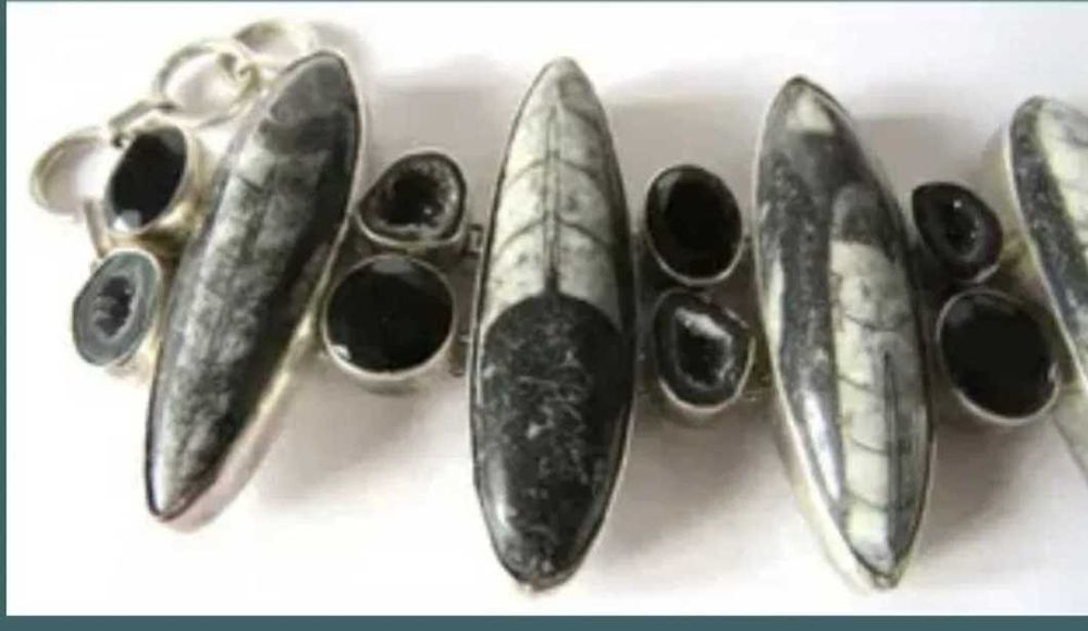 Bratara argint cu fosile