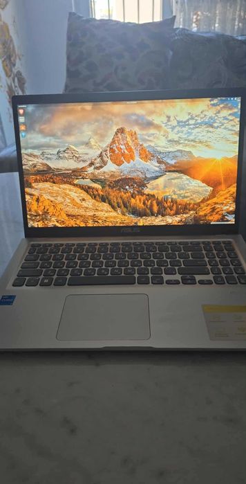 Asus - i5 11th gen - 8GB RAM - 512SSD - НОВ!