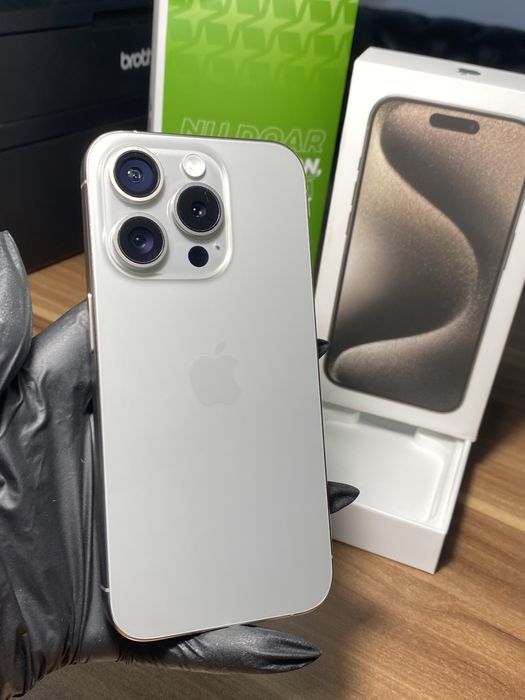 iPhone 15 Pro • 128 GB • Natural Titanium