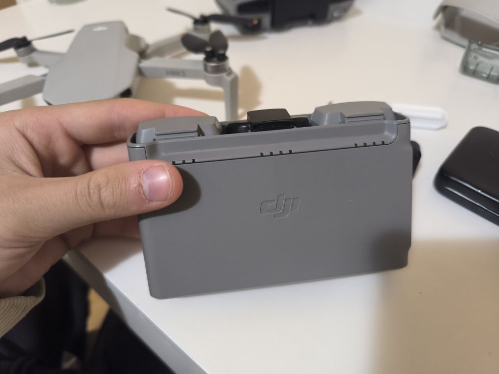 Dji mini 2 fly more combo