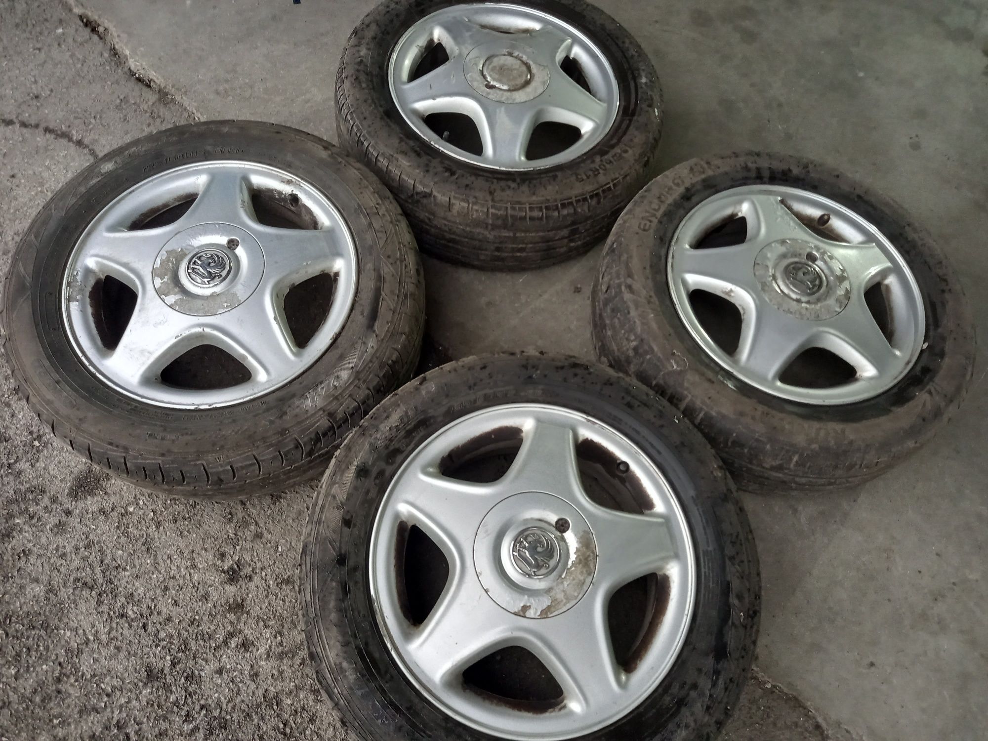 5х110/15 с гуми Опел Астра Зафира Вектра 5x110/15 Opel Astra Zafira