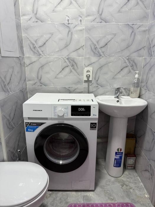 Юнусабад 13 квартал. Продается квартира 1/3/9