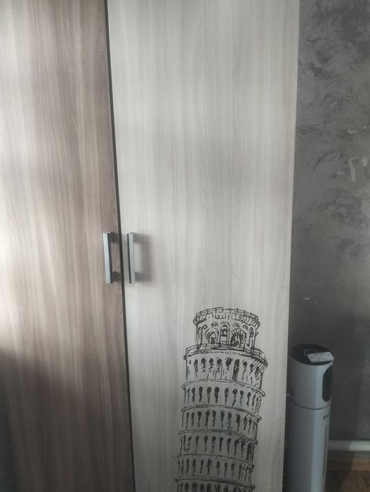 Продается шкаф и стол компьютерный