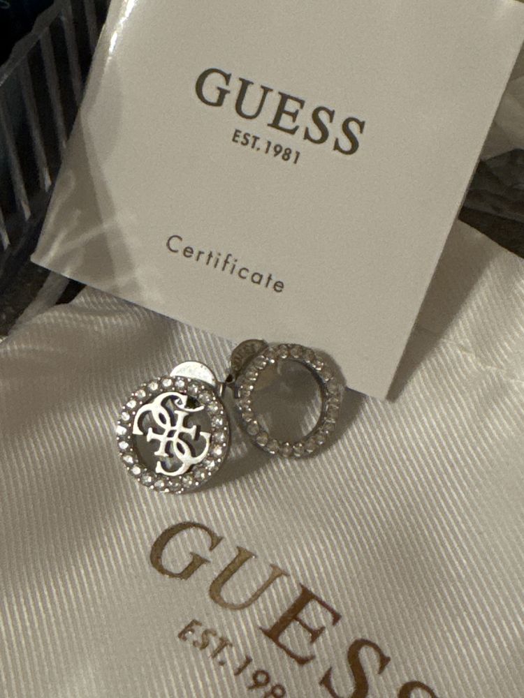 Обеци Guess НОВИ!!!