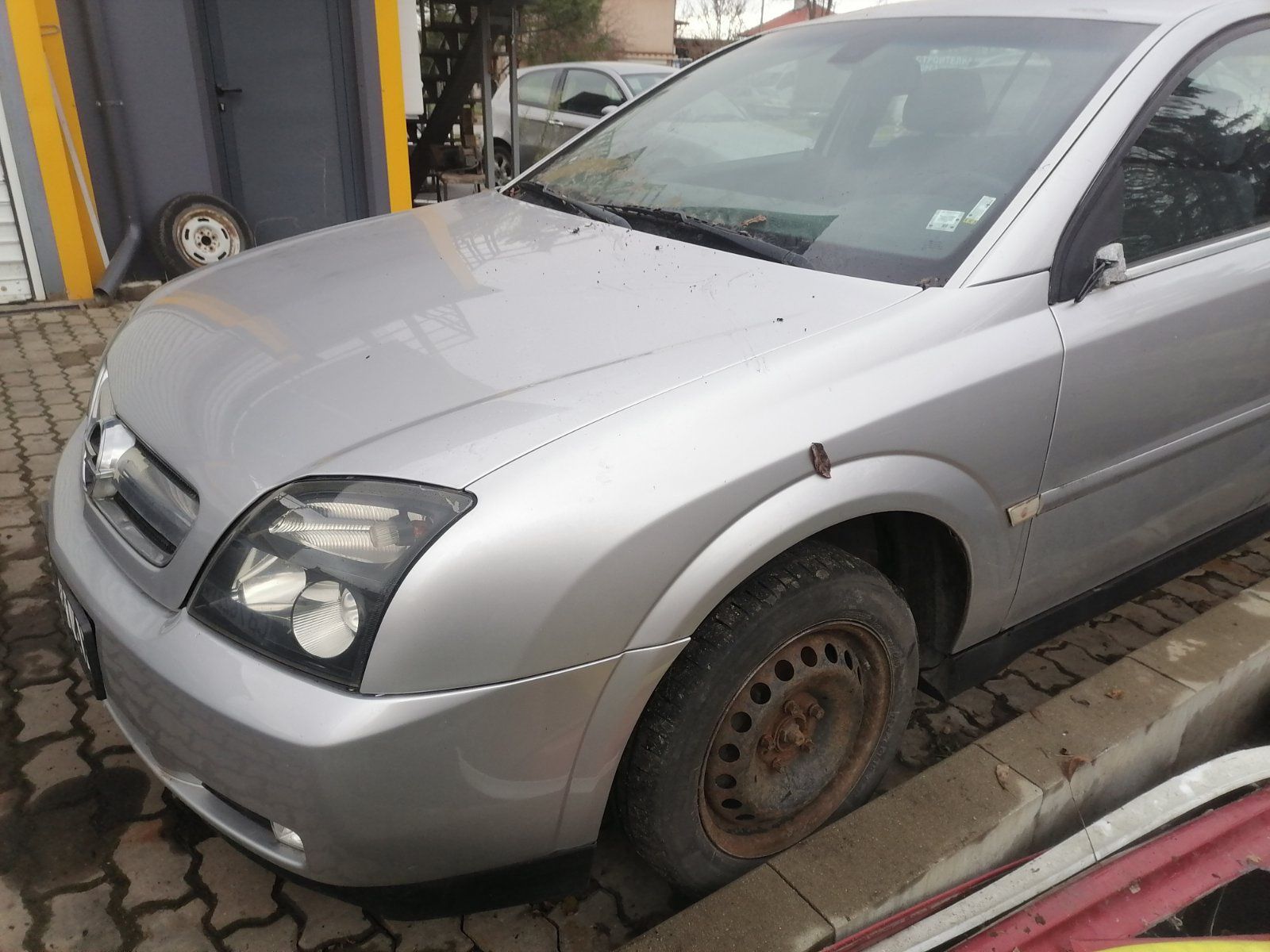 Opel signum /Vectra c 2.2 direct 2005година бензин НА ЧАСТИ