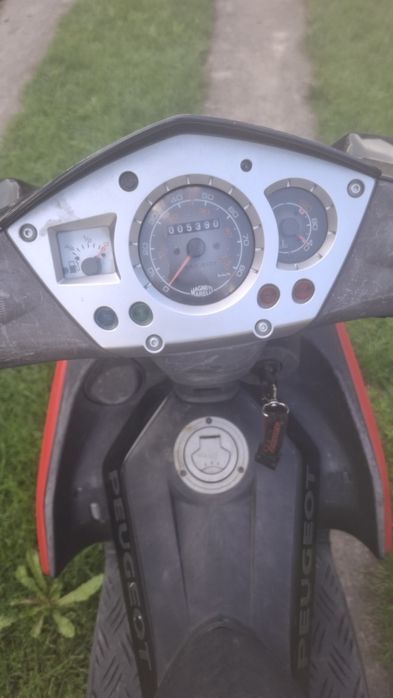 Vand Peugeot JetForce C-tech