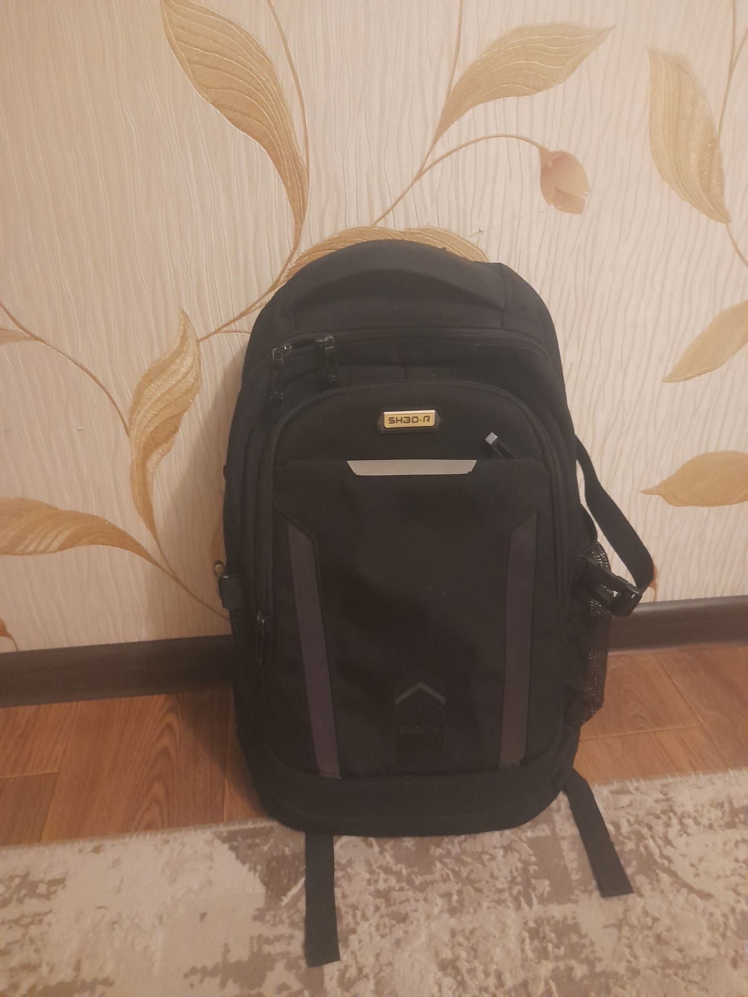 Продается рюкзак школьный